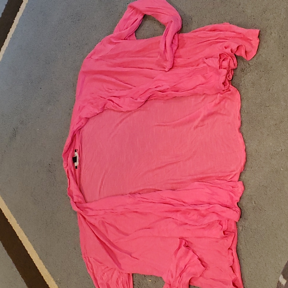 5/$15 Woman's size L Expresso pink cover